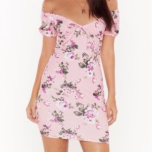 New ! Floral Off the shoulder dress